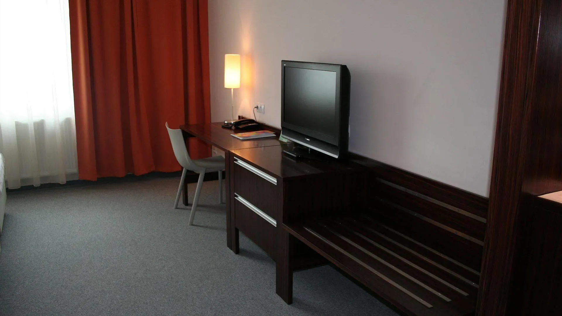 Hotel Euro Pardubice 4*,